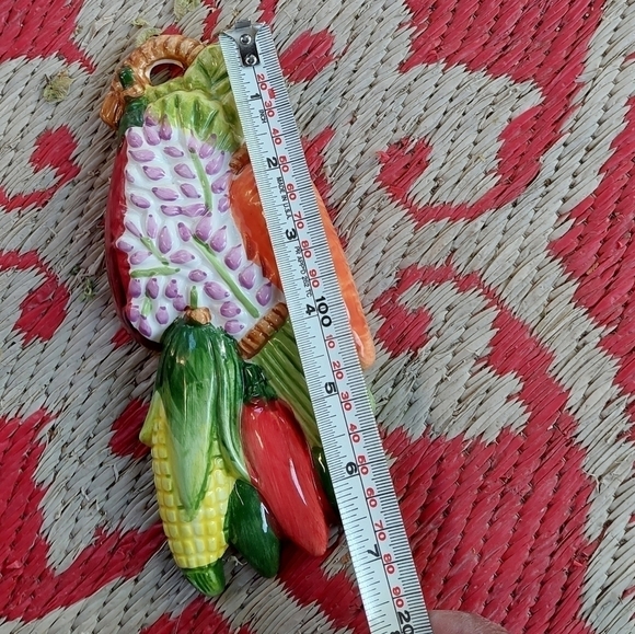 Vintage Glazed Ceramic Veggie Wall Decor - Picture 3 of 4